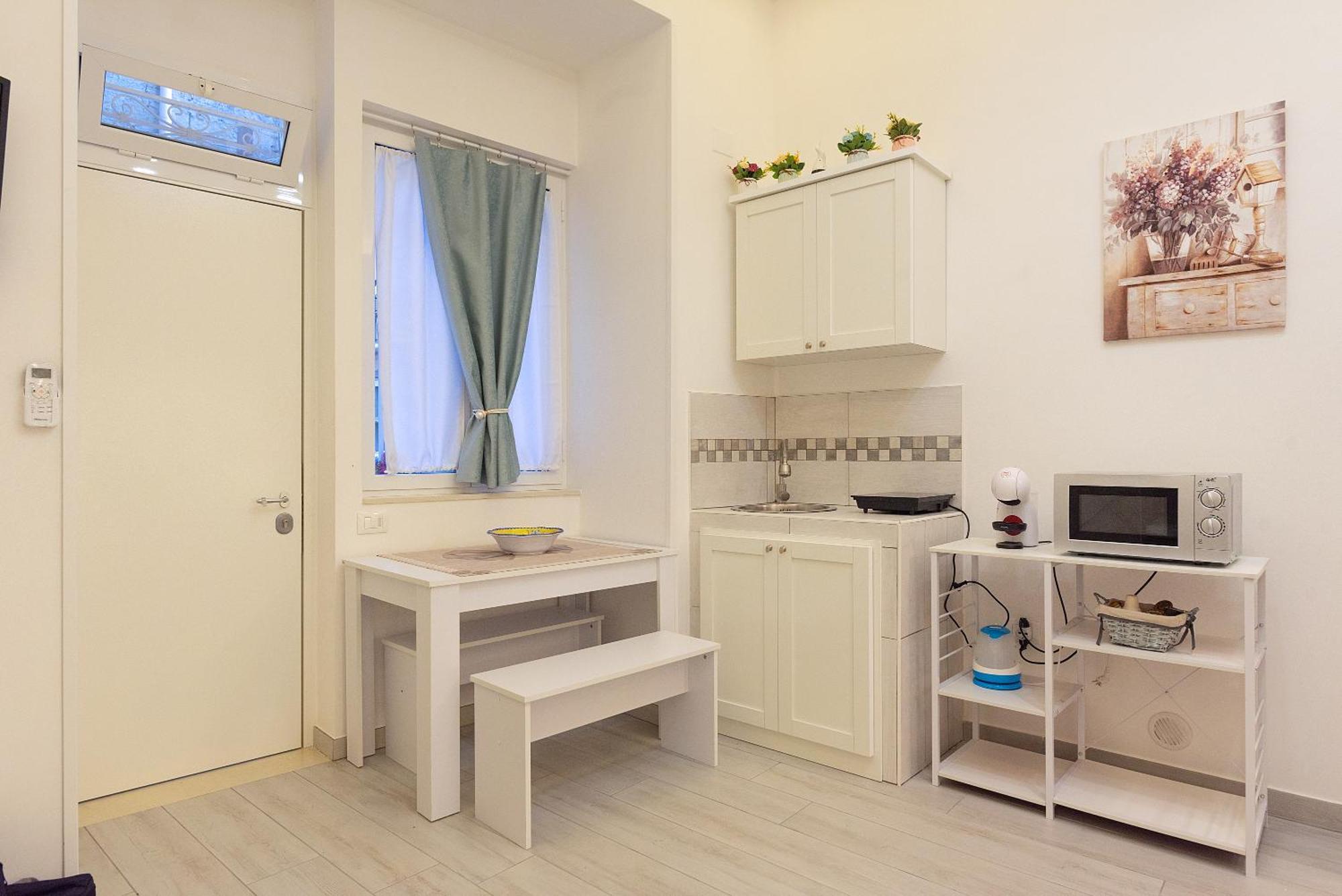 House Benedetta Centro Di Napoli Apartment Exterior photo